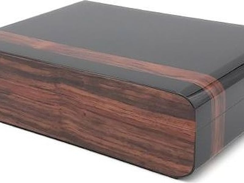 Guy Janot Guy Janot Humidor Schwarz/Makassar Lack für 25 Zigarren, Detailansicht