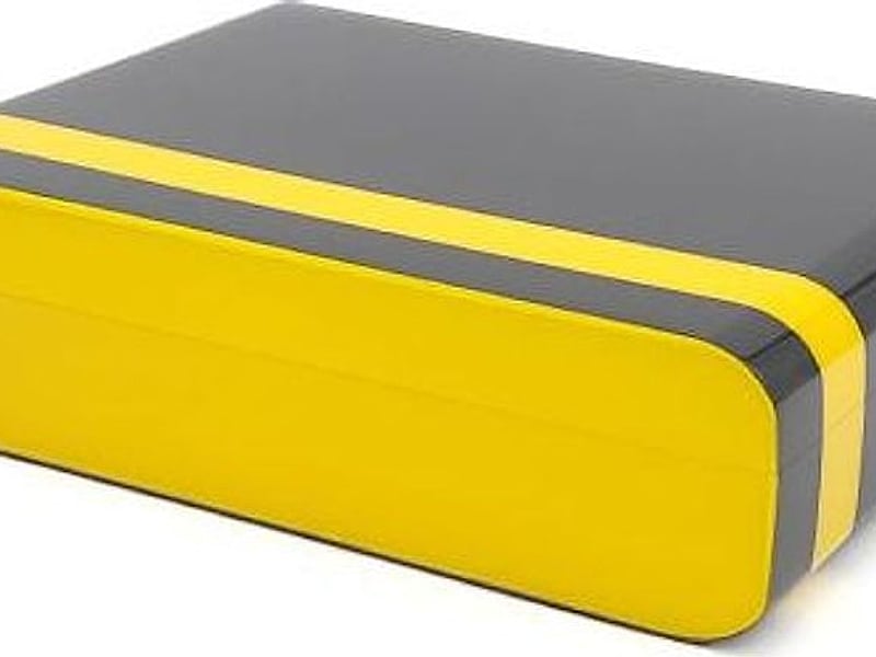 Ohne Marke Guy Janot Humidor Schwarz/Gelb Lack für 20 Zigarren, Detailansicht