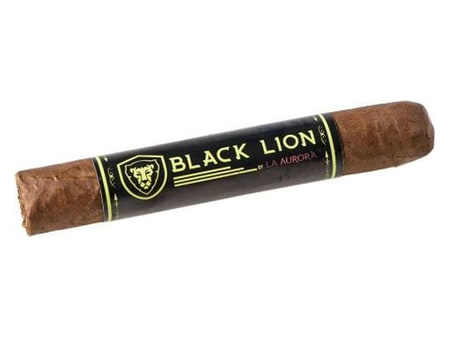 Ansicht 1 von 3 anzeigen: La Aurora Black Lion Corojo Robusto, Format Robusto