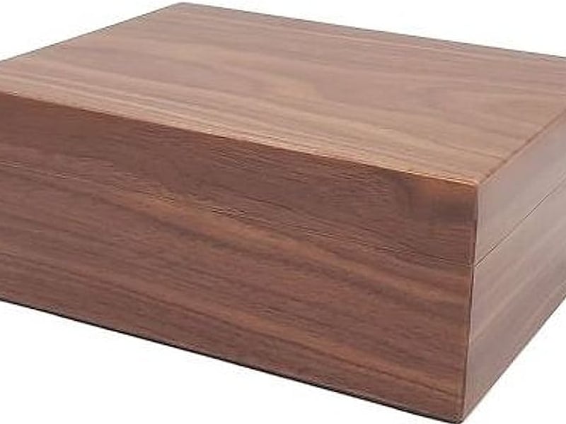 Ohne Marke Pegasus Humidor Walnut für 35 Zigarren, Detailansicht
