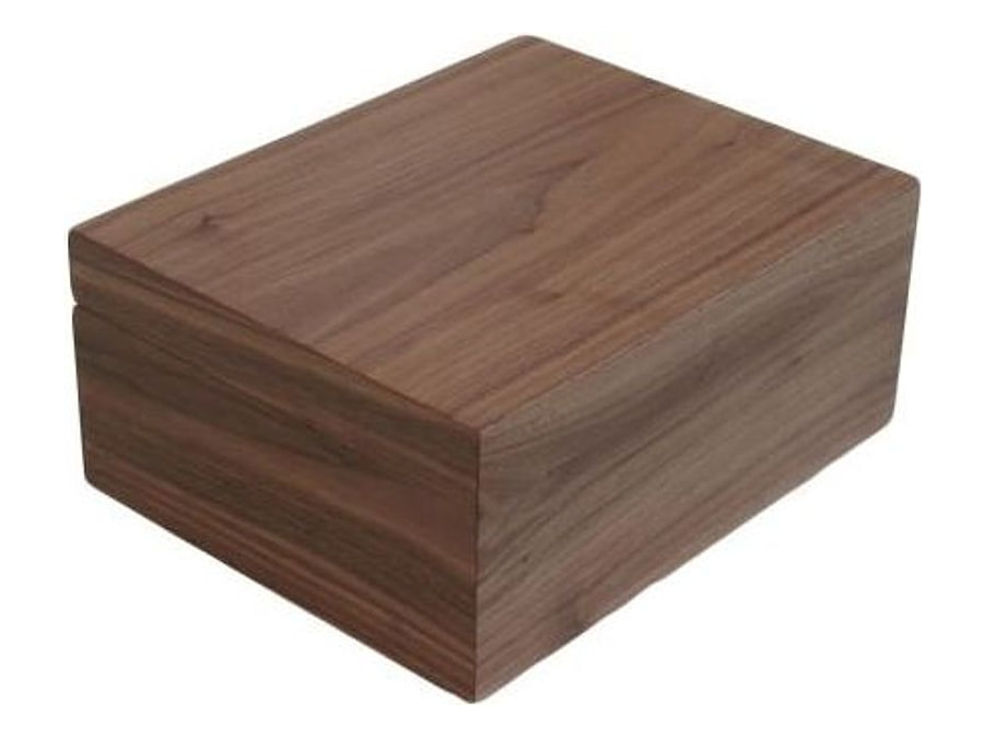 Pegasus Walnut Humidor 50