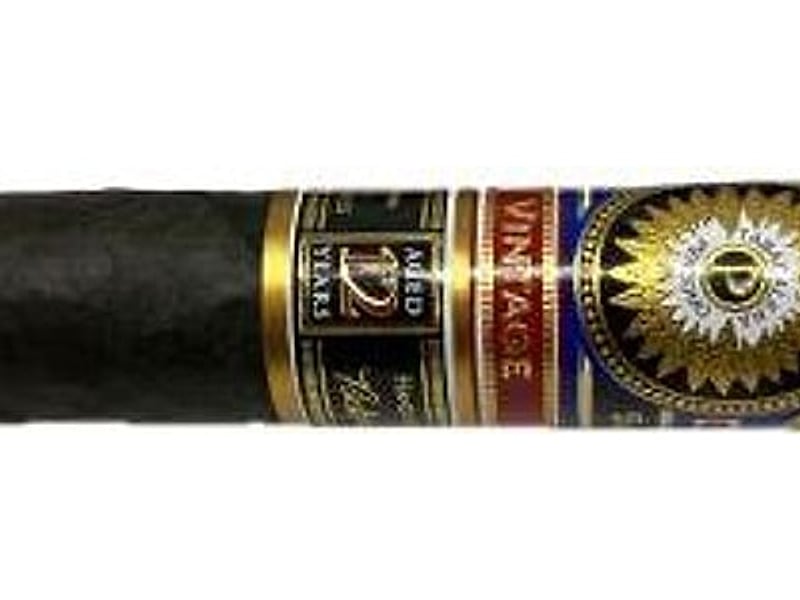 Perdomo Perdomo Double Aged 12 Year Maduro Epicure, Detailansicht
