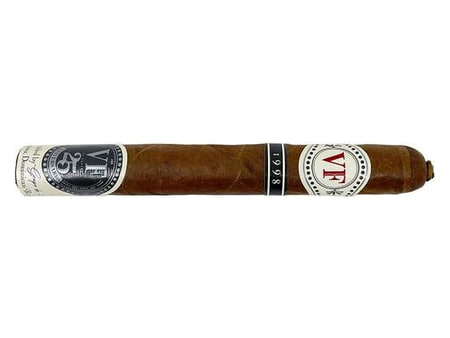 Ansicht 1 von 3 anzeigen: VegaFina 1998 25 Aniversario Cum Laude, Format Toro, Herkunft Dominikanische Republik